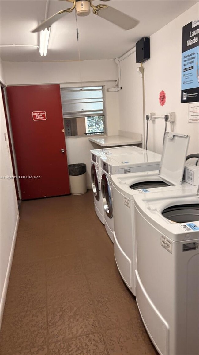 Building Photo - 200 SW 132nd Way