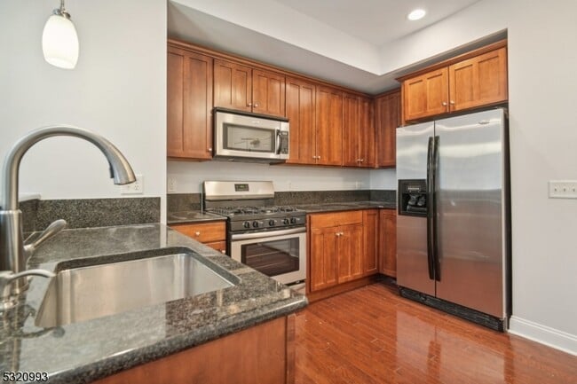 Building Photo - 8403 Sanctuary Boulevard