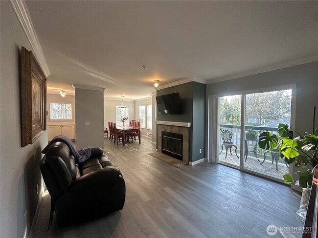 Building Photo - 33020 10th Ave SW