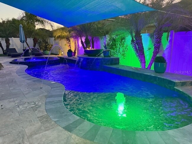 Building Photo - 2624 Kenchester Loop