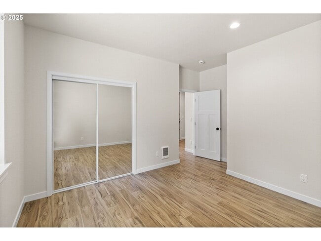 Building Photo - 85152 Winding Way