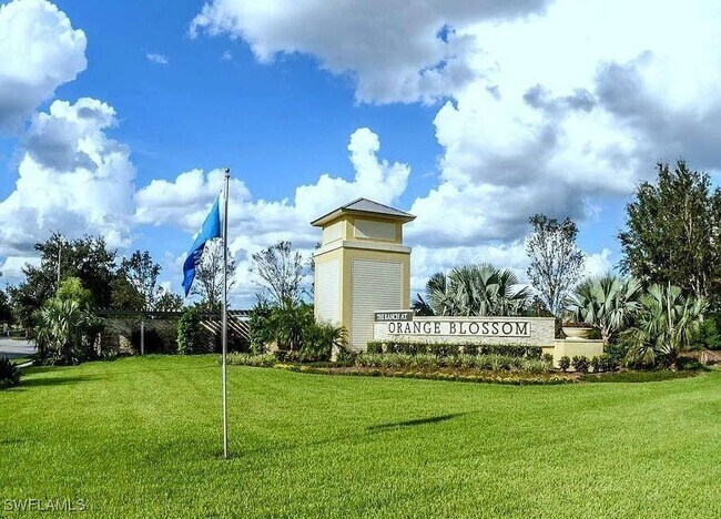 Building Photo - 2382 Heydon Cir E