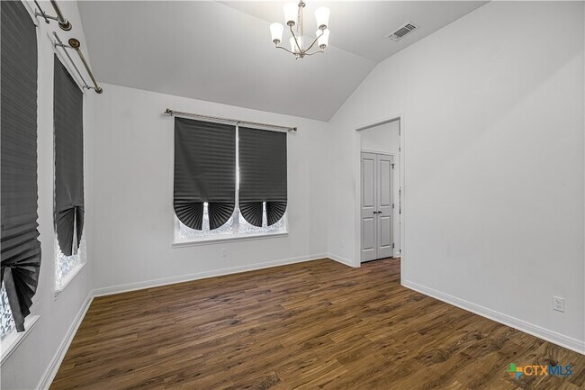 Building Photo - 412 Brushy Creek