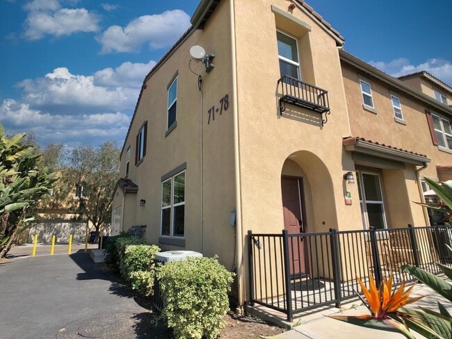 Primary Photo - 4300 Newton Ave