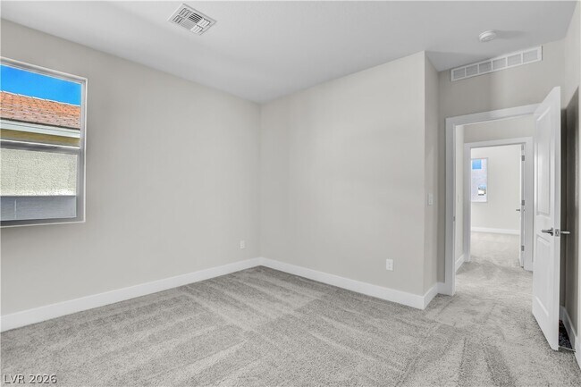 Building Photo - 6360 Pipers Brk Ln