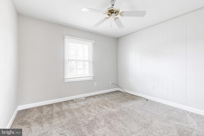 Building Photo - 2263 Mistwood Cir