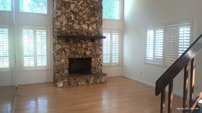 Building Photo - 3 bedrooms  in The Trails subdivision in O...