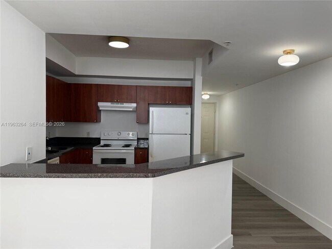 Building Photo - 115 SW 11th St