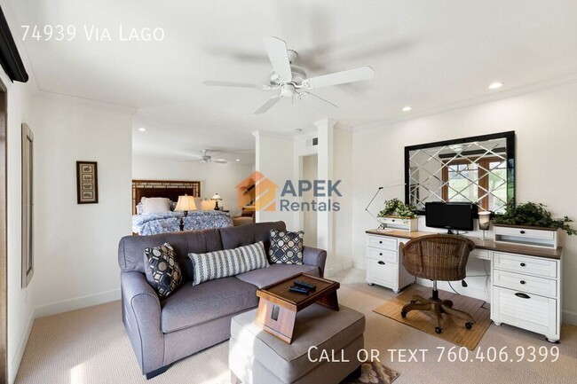 Building Photo - 74939 Vía Lago