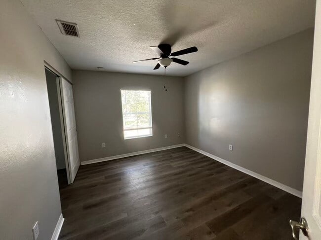 Building Photo - 1232 Alapaha Ln