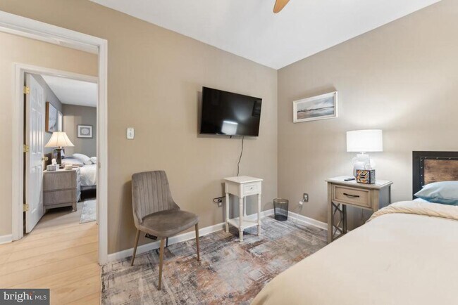 Building Photo - 340 12th St