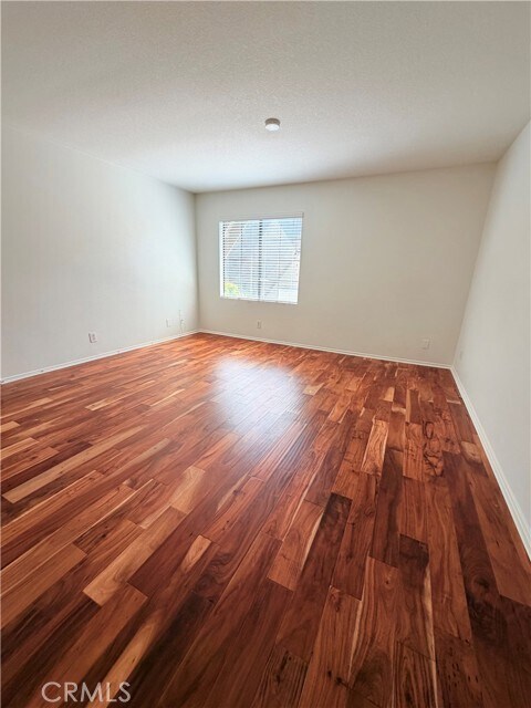 Building Photo - 511 S El Molino Ave