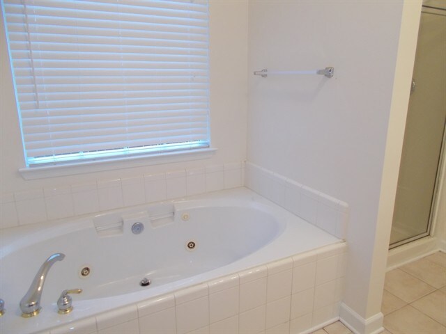 Photo - 4211 Kiser Woods Dr SW
