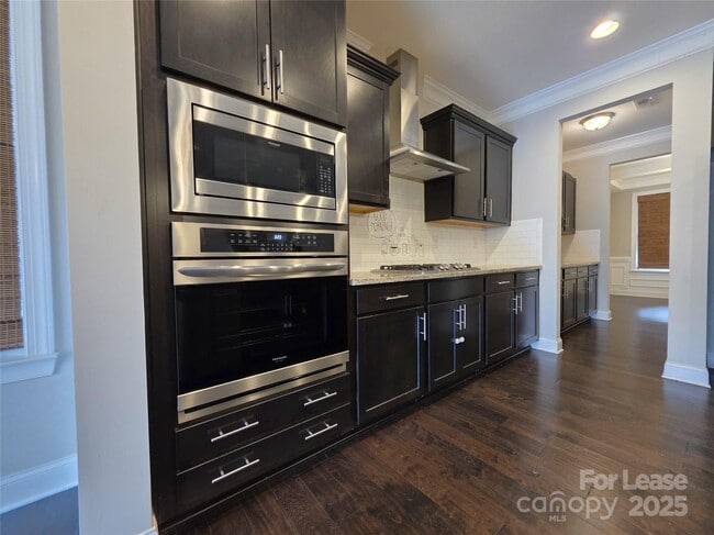 Building Photo - 11210 Streamwood Ln NW