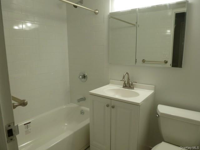 Building Photo - 416 Benedict Ave