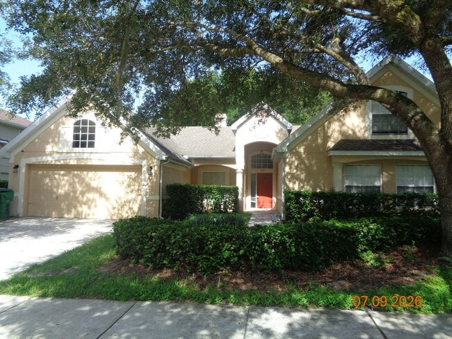 Building Photo - Beautiful 4 Bed/ 3bath Pool home