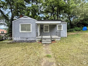 Building Photo - 618 Brunson Ave