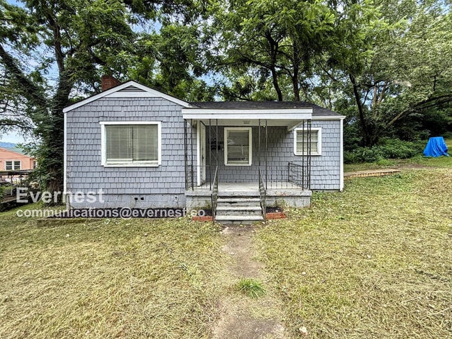 Primary Photo - 618 Brunson Ave
