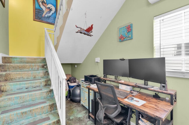 Building Photo - 21 Poinciana Dr