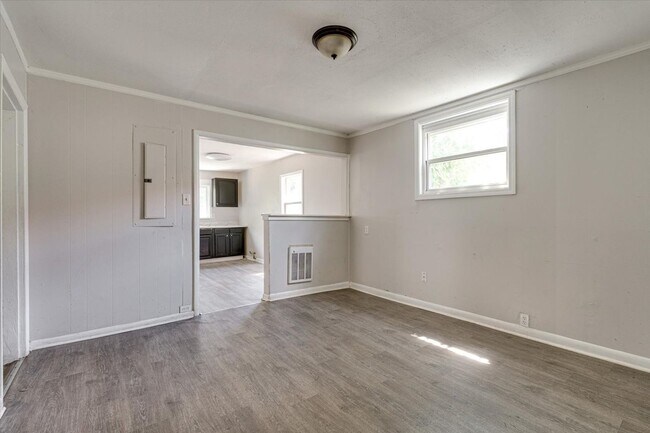 Building Photo - 3-Bedroom Home in Chattanooga – $1,350/Month