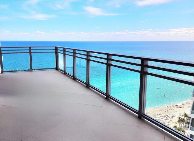 Building Photo - 3535 S Ocean Dr