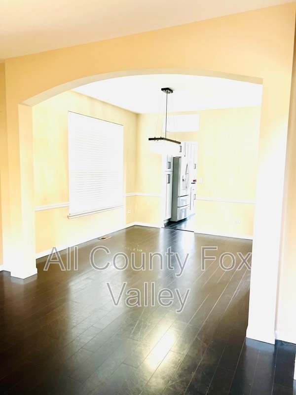 Building Photo - 2080 Mark Cir