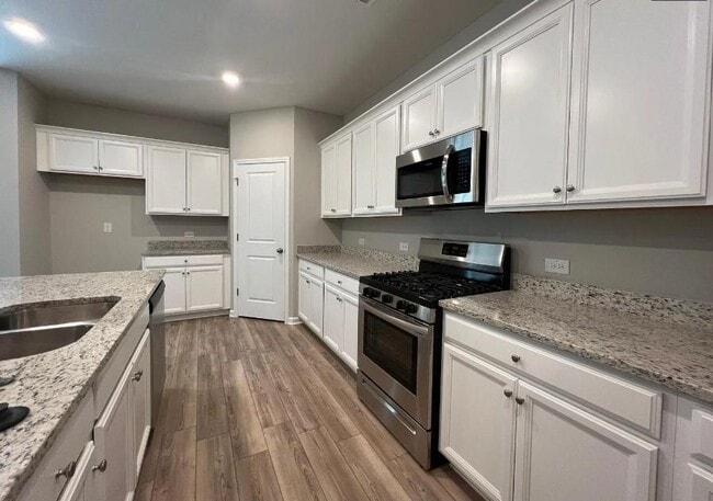 Building Photo - 140 Golden Eagle Pkwy