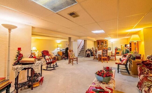 Building Photo - 9768 Jackson St