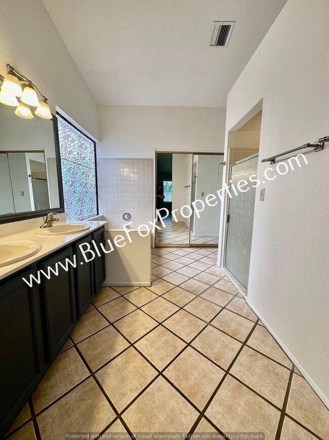 Building Photo - 4891 W Condor Dr