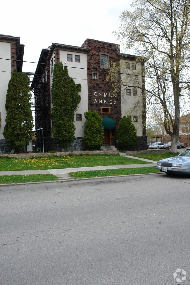 1814 W 1st Ave - 1818 W 1st Ave