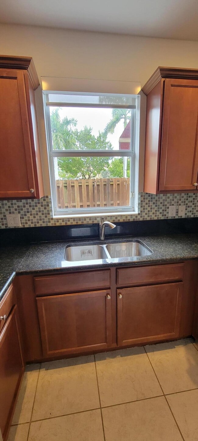 Building Photo - 11357 NW 87th Ln