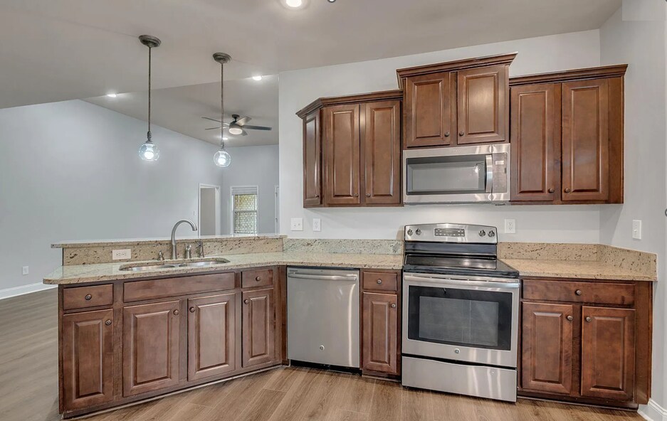 Building Photo - 24580 Silent Spring Dr