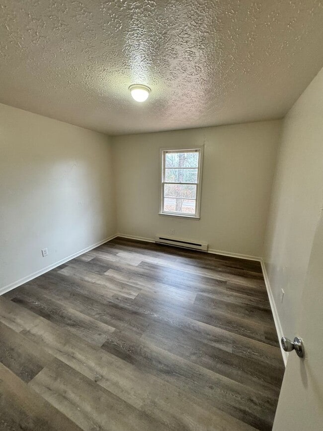 Building Photo - 3/1 In Shelby, NC