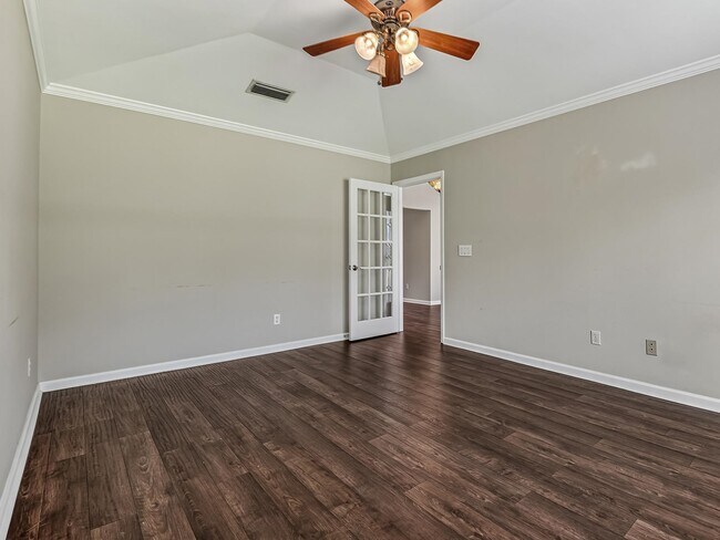 Building Photo - 6326 Glasgow Dr