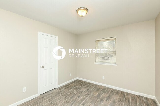 Building Photo - 3 Bedroom Pet-Friendly Home in BURLESON, T...