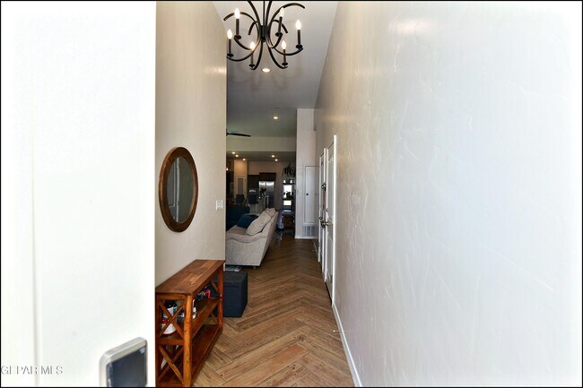 Building Photo - 2225 Tierra Delmonte Dr