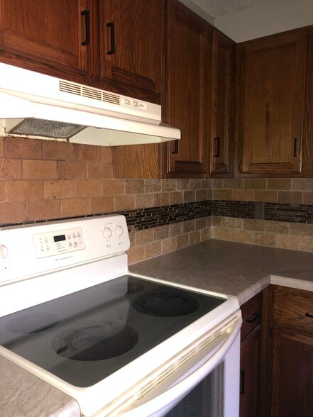 Building Photo - 3600 S Gateway Blvd