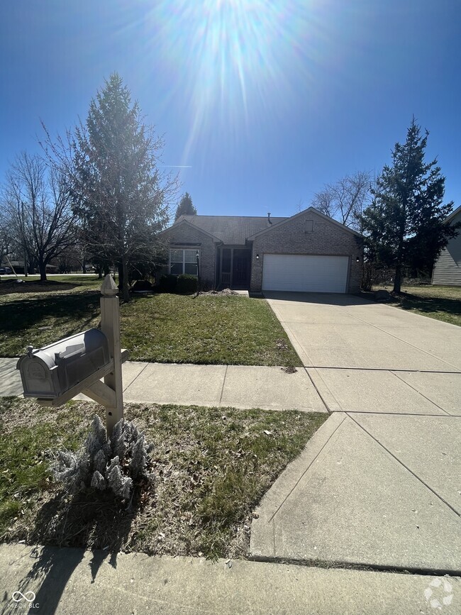 Building Photo - 8351 Brambleberry Dr
