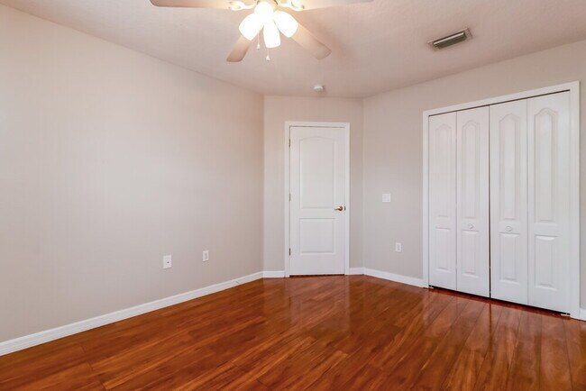 Building Photo - 609 Sunset Beach Ct