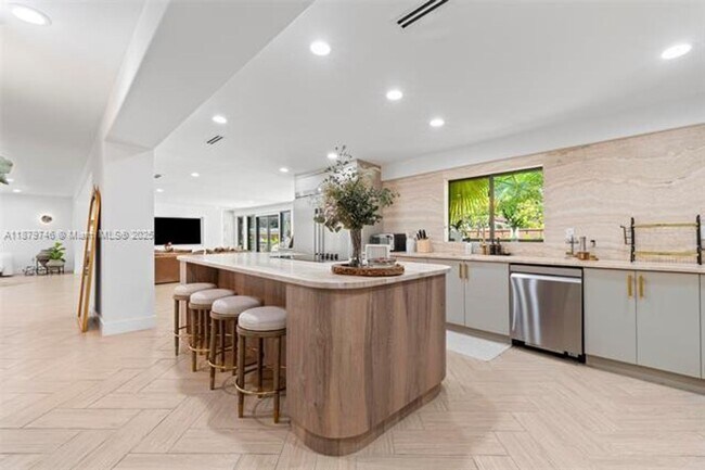 Building Photo - 15202 SW 80th Ave