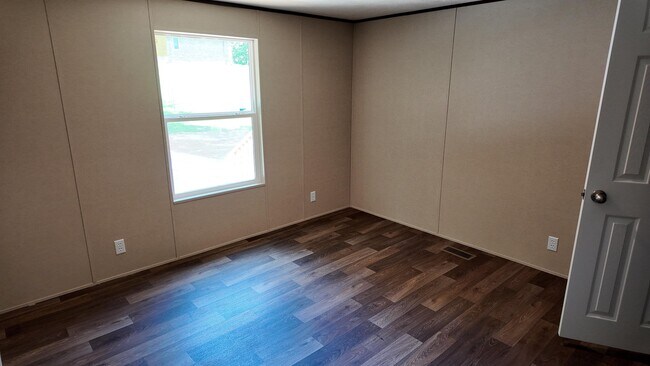 Building Photo - 208 Marcy Cove
