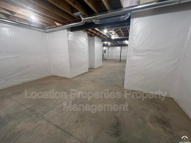 Building Photo - 1840 Quail Creek Dr