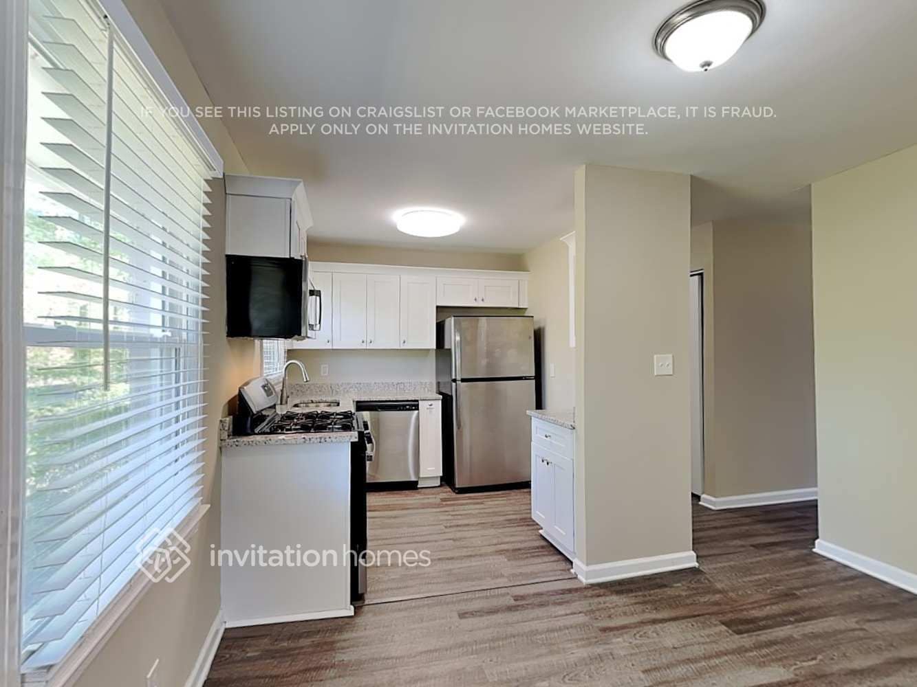 Building Photo - 277 Rocking Hill Dr SW