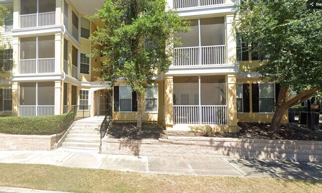 Primary Photo - Great Condo in the NW