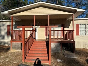 Building Photo - 132 Sallie Rd