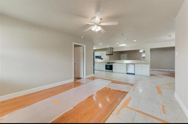Building Photo - 2429 Towerwood Dr