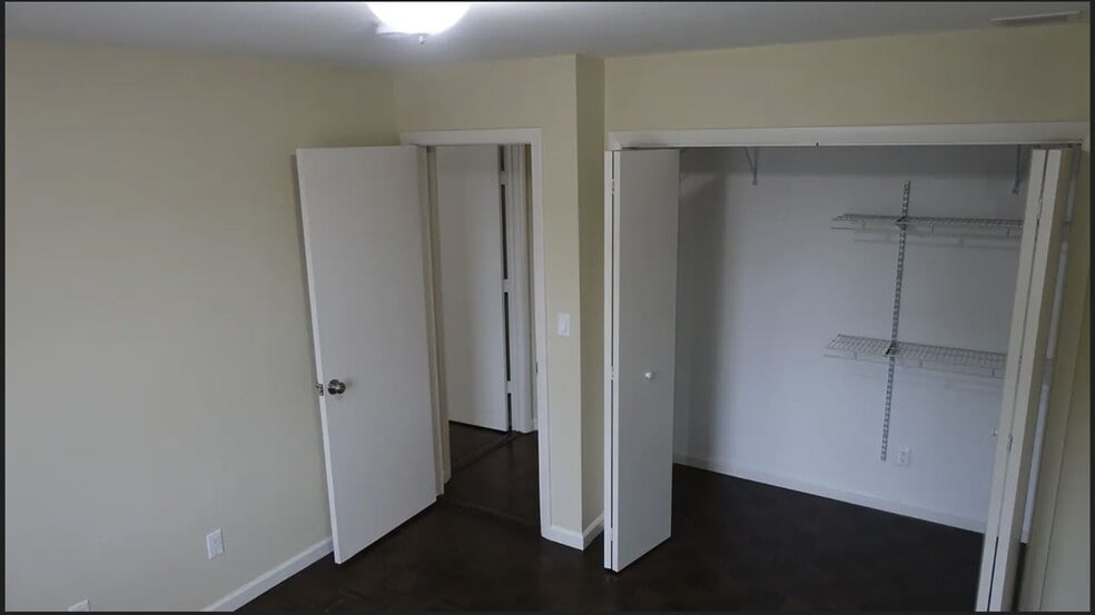 Building Photo - 26 Harding Ct