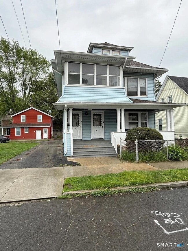 Building Photo - 110-112-112 Pixlee Pl