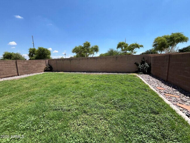 Building Photo - 29429 N Blackfoot Daisy Dr