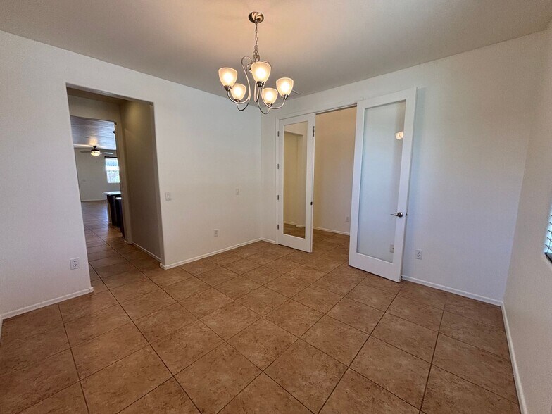 Building Photo - 12553 N Green Oak Dr